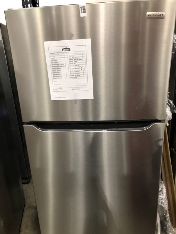 Photo 5 of Frigidaire Garage-Ready 20-cu ft Top-Freezer Refrigerator (Fingerprint Resistant Stainless Steel)
