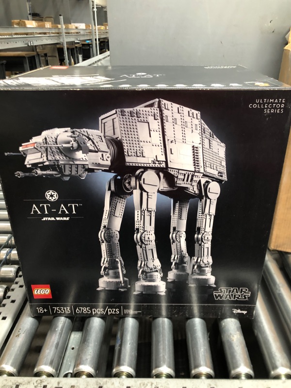 Photo 3 of **********UNKNOWN IF COMPLETE*********
LEGO Star Wars at-at 75313 Building Set for Adults (6785 Pieces)-+--