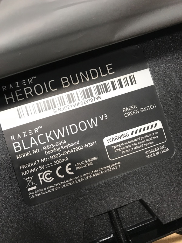 Photo 3 of Razer Heroic Bundle V2: BlackWidow V3 Mechanical Gaming Keyboard Green Clicky Mechanical Switches + DeathAdder V2 Pro Wireless Gaming Mouse + Gigantus V2 Large Mouse Pad + Universal Grip Tapes