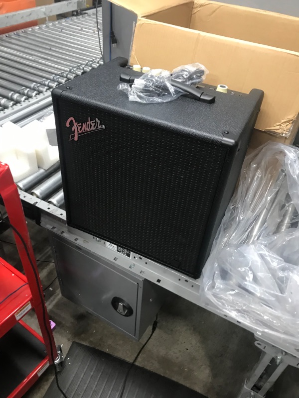 Photo 1 of NONFUNCTIONAL PARTS ONLY************
Fender Rumble Studio 40 Bass Amplifier Studio 40 watt Amp only