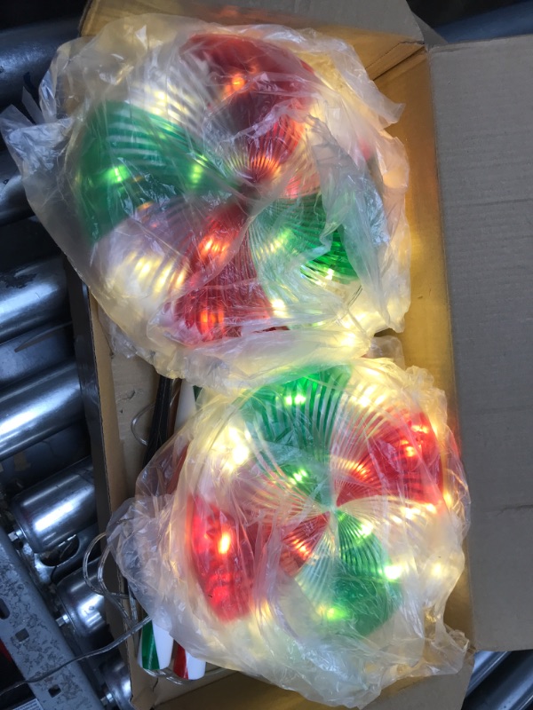 Photo 3 of 4 Pack 27.5" Lollipop Peppermint Christmas Pathway Lights Outdoor with Bows, Green Red White 80 LED Candy Cane Lights 8 Modes Timer Waterproof, Walkway Markers for Xmas Outsides Garden Yard Decoration
