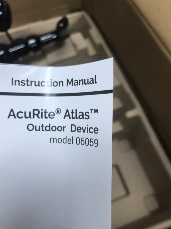 Photo 3 of AcuRite Atlas Professional Home Weather Station with WiFi HD Display, Lightning Detection, Barometer, Indoor/Outdoor Temperature Gauge, Humidity Sensor, Rain Gauge, and Wind Speed/Direction (01001M)