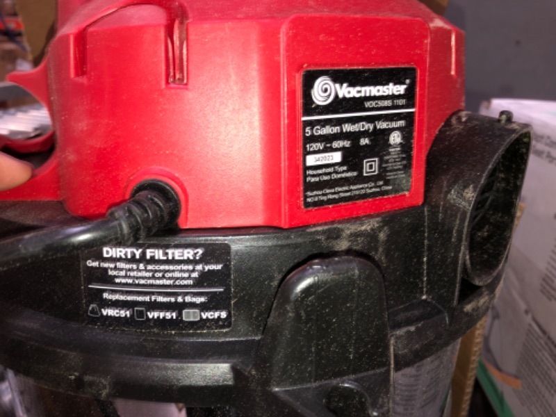Photo 2 of (DUSTY) Vacmaster Red Edition VOC508S 1101 Stainless Steel Wet Dry Shop Vacuum 5 Gallon 4 Peak HP 1-1/4 inch Hose Powerful Suction with Blower Function