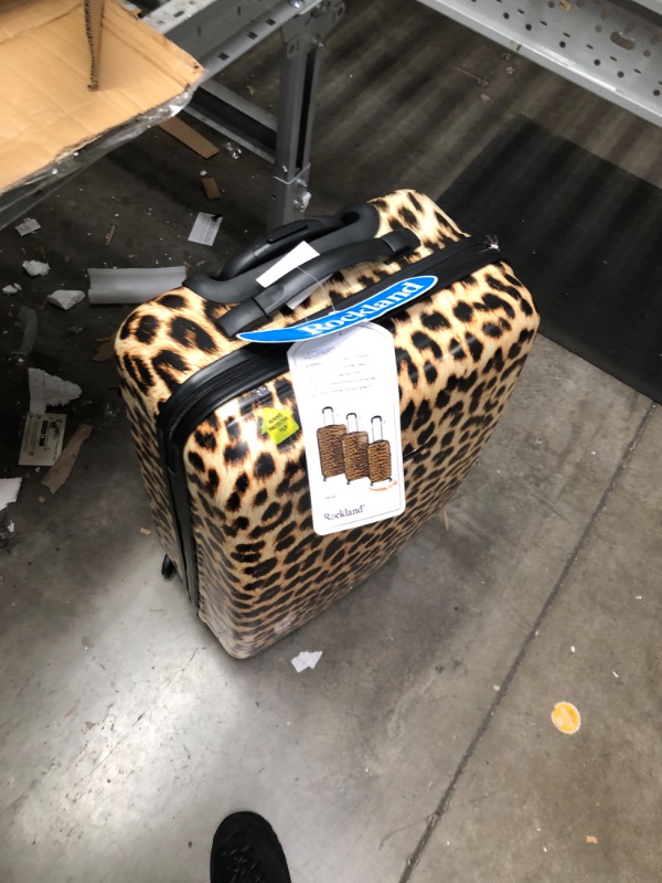 Photo 2 of **MISSING THE LARGEST ONE**   Rockland Safari Hardside Spinner Wheel Luggage, Leopard, 3-Piece Set (20/24/28) 3-Piece Set (20/24/28) Leopard