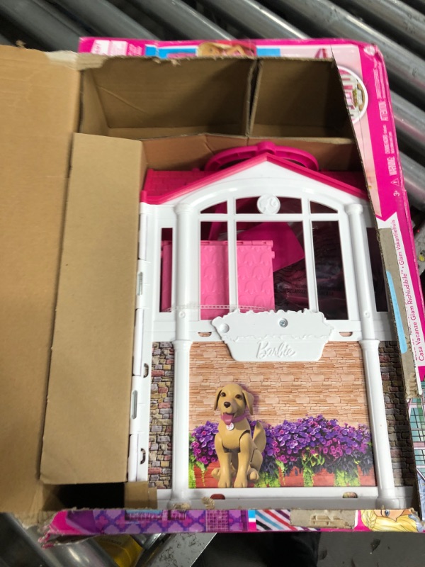 Photo 1 of Barbie Glam Getaway Portable Dollhouse, 1 Story with Furniture, Accessories and Carrying Handle, for 3 to 7 Year Olds
