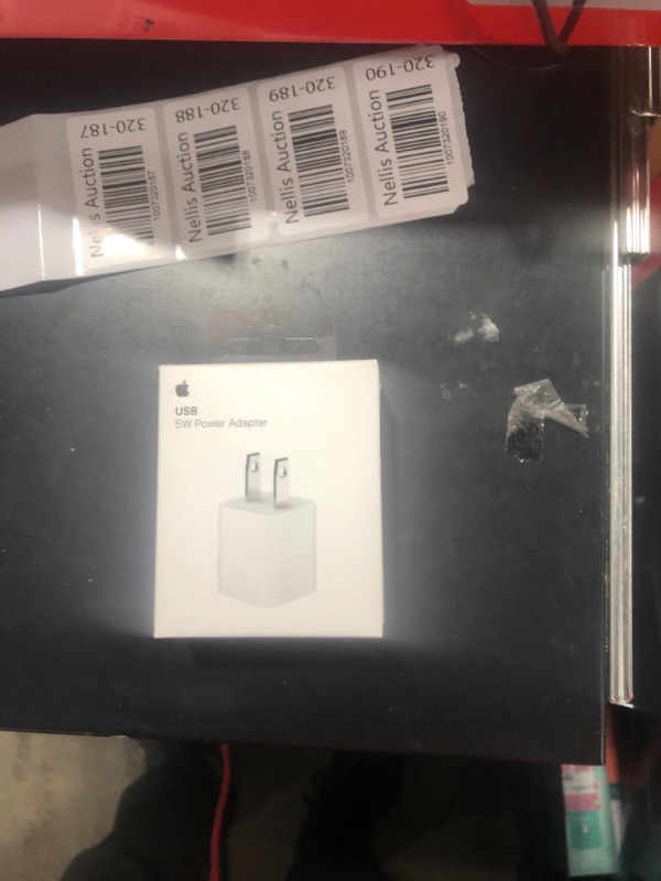 Photo 2 of Apple 5W USB Power Adapter - 1.0 Ea
