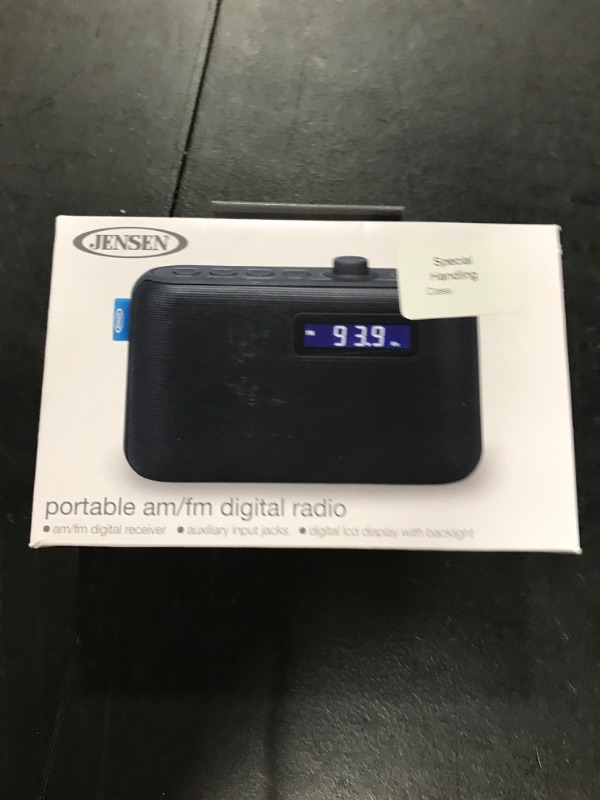 Photo 2 of Jensen SR-50 Portable AM-FM Digital Radio & Alarm Clock