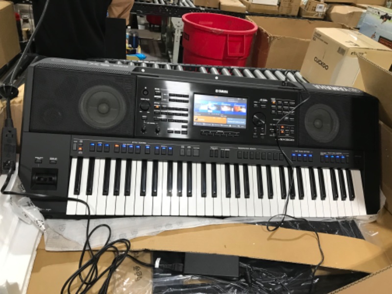 Photo 2 of Yamaha PSRSX900 - Arranger Workstation Keyboard