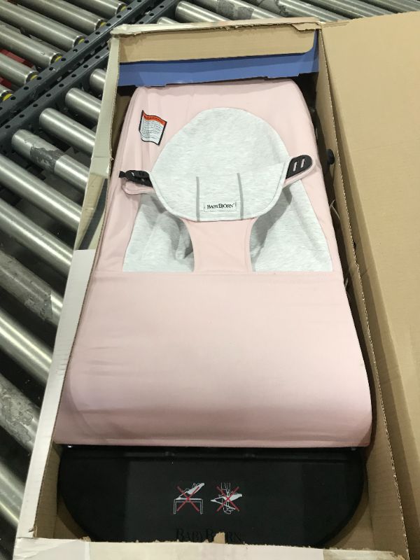 Photo 1 of BABYBJORN Bouncer Balance Soft - Light Pink/Gray