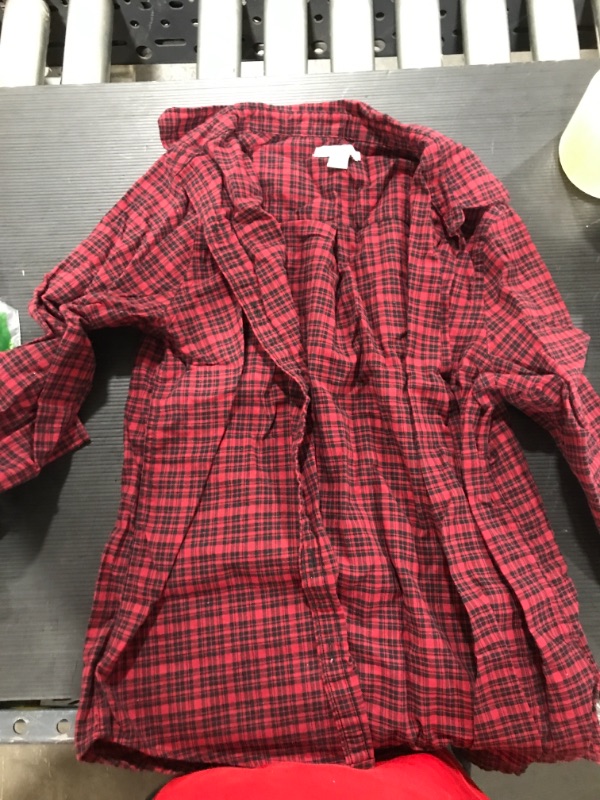 Photo 1 of Amazon Essentials Women's Classic-Fit Long-Sleeve Lightweight Plaid Flannel Shirt
SIZE S