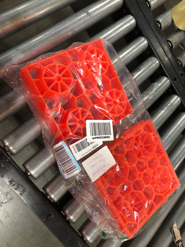 Photo 1 of  Recreational Vehicle Leveling Kit Tri Lynx 00015 Levelers
