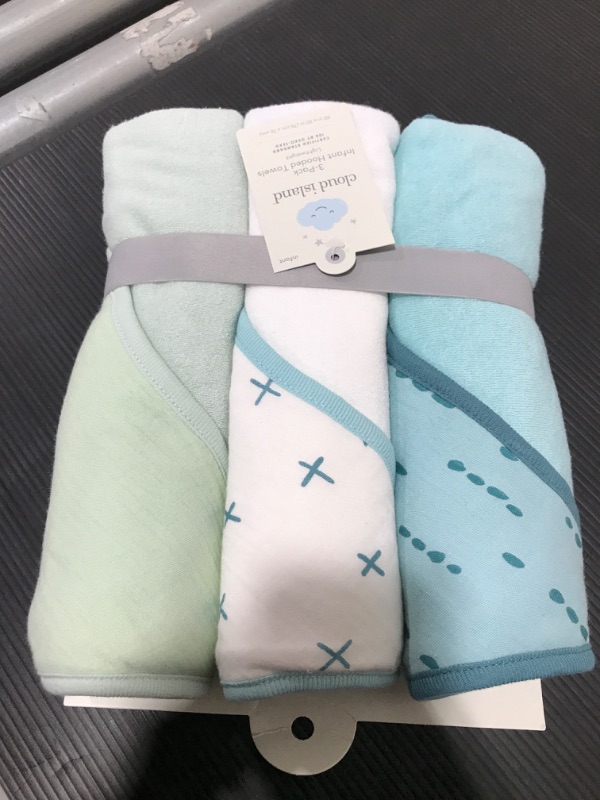 Photo 2 of Baby Boys' Basic Muslin Hooded Towel - Cloud Island™ Mint/Aqua/White
