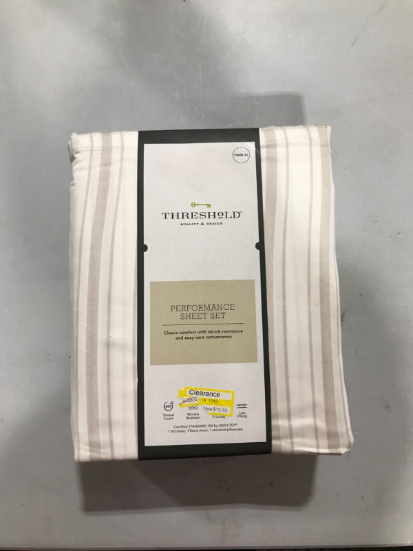 Photo 2 of 400 Thread Count Printed Performance Sheet Set - Threshold - TWIN XL