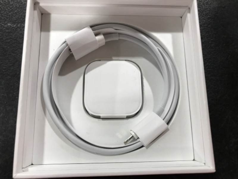 Photo 3 of Apple AirPods Pro True Wireless Bluetooth Headphones with MagSafe

