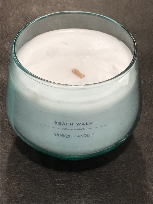 Photo 2 of 10 oz. 1-Wick Studio Collection Glass Candle Beach Walk - Yankee Candle