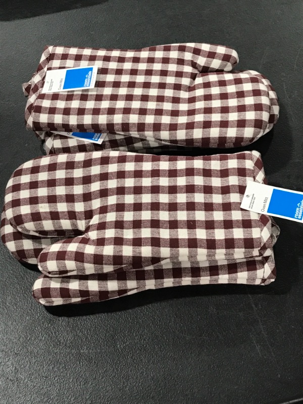 Photo 2 of  Cotton Check Oven Mitt - Room Essentials™ (2 pairs) 
