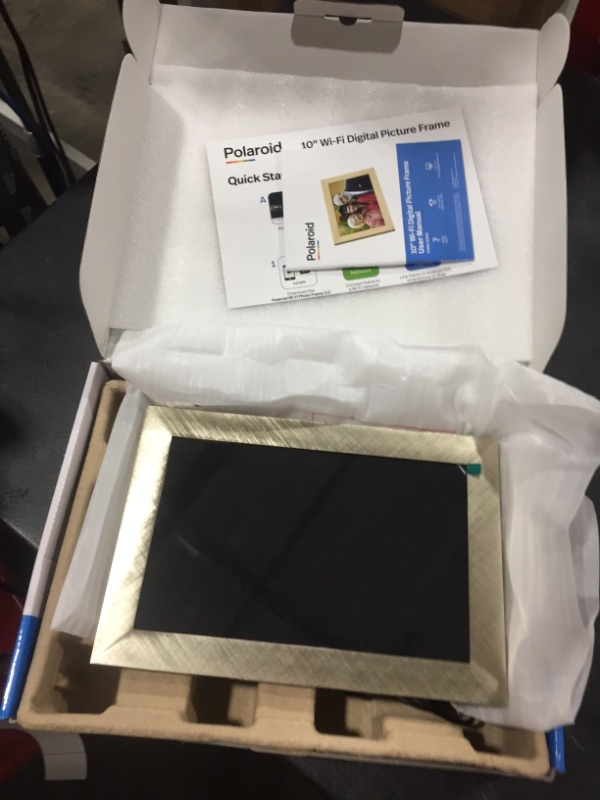 Photo 2 of 10" WiFi Digital Photo Frame Brushed Metal Gold - Polaroid