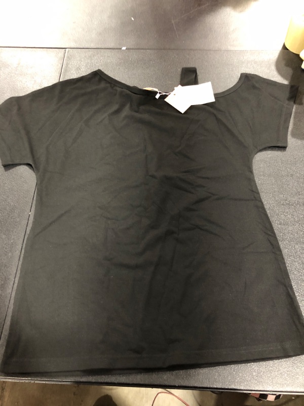 Photo 1 of Black Shirt. Small