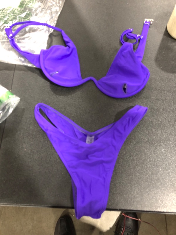 Photo 1 of Bikini. Med.