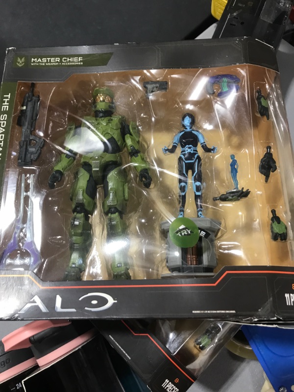 Photo 2 of 2022 HALO Spartan Collection HALO & CORTANA LIGHT up  Series 5
