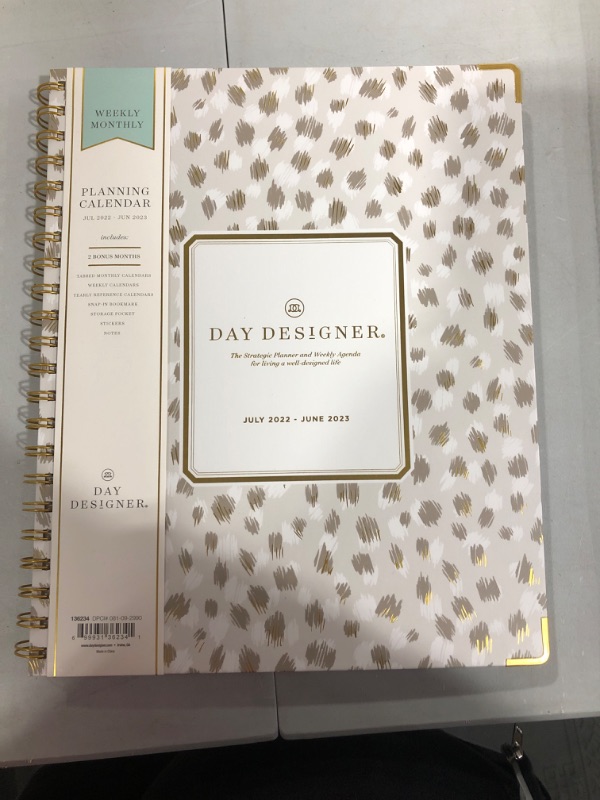 Photo 2 of 2022-23 Academic Planner Weekly/Monthly Matte 8.5"x11" Chic - Day Designer
