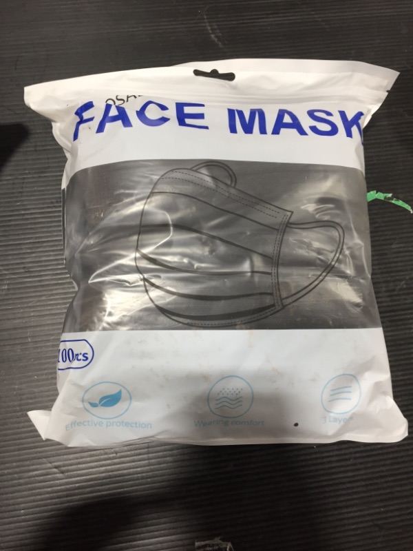 Photo 2 of 100Pcs Disposable Face Masks