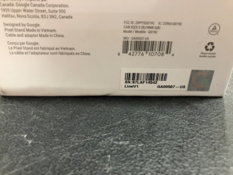 Photo 5 of Google Wireless Charger Pixel 3, Pixel 3XL - White. OPEN BOX. PRIOR USE. 
