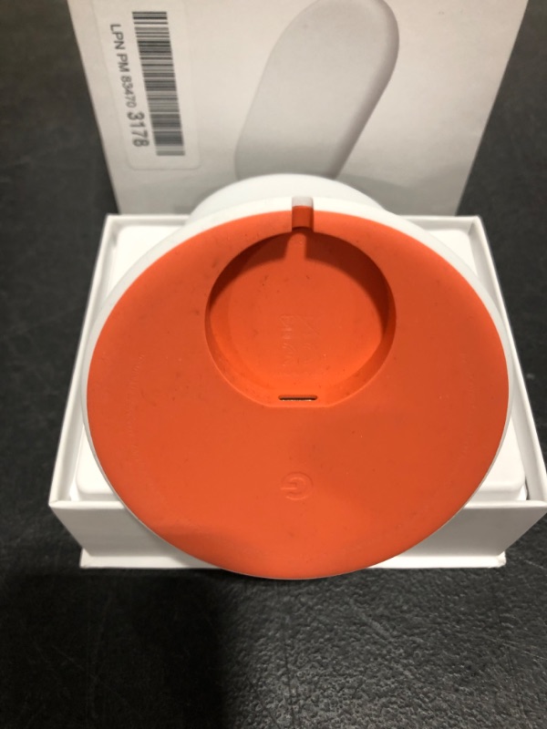 Photo 3 of Google Wireless Charger Pixel 3, Pixel 3XL - White. OPEN BOX. PRIOR USE. 
