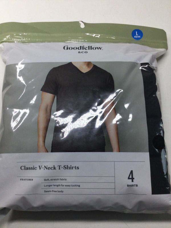 Photo 1 of Goodfellow & Co. Men's Black Classic V-Neck T-Shirt 4 Pack Large 42-44 NWT. OPEN PACKAGE. 
