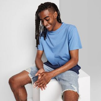 Photo 1 of Adult Relaxed Fit Short Sleeve T-Shirt - Original Use X LARGE

