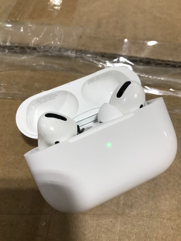 Photo 2 of Apple AirPods Pro True Wireless Bluetooth Headphones with MagSafe

