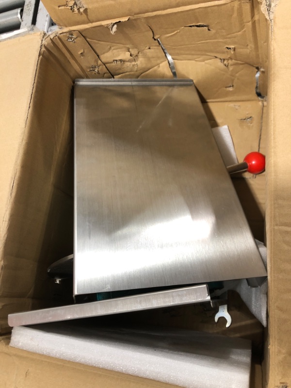 Photo 2 of VEVOR Pizza Dough Press Machine, 7.9" Pizza Pastry Press Machine w/ Dual Plates, 200mm Stainless-Steel Household Pizza Press w/ 0.2" Thick Disc, Dough Pastry Manual Press Machine w/ Cast Iron Base
