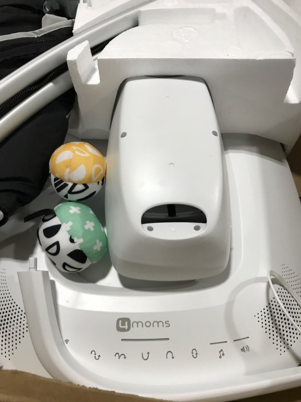 Photo 2 of 4moms mamaRoo Multi-Motion Baby Swing Smart Connectivity

