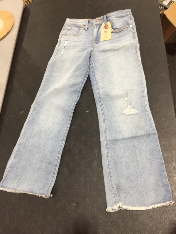 Photo 2 of Levi's Big Girls Wide Leg Jean
Size: 12 Regular