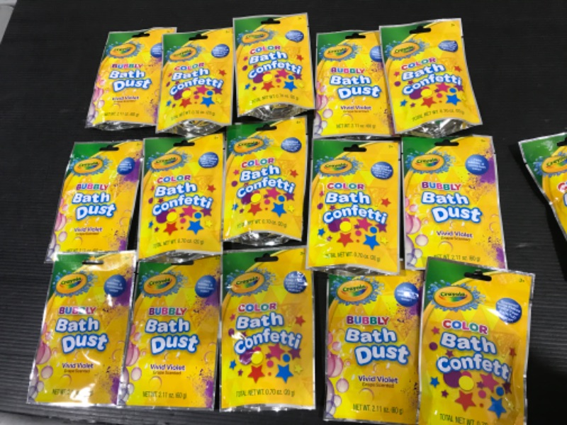 Photo 1 of BUNDLE OF 15 PACKS CRAYOLA BATH CONFETTI AND DUST 