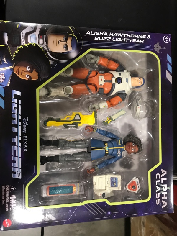 Photo 2 of Disney Pixar Lightyear Alpha Class Alisha Hawthorne  Buzz Lightyear Figures 2pk **FACTORY SEALED**