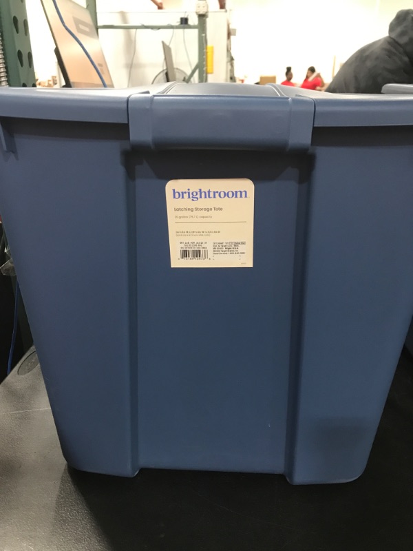 Photo 2 of 20gal Latching Tote Blue - Brightroom