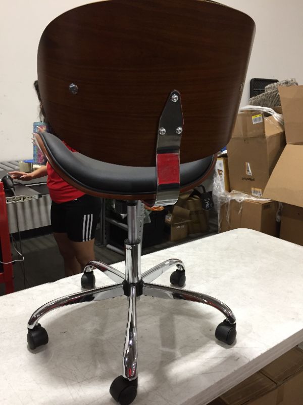 Photo 3 of Modern Curved Back Office Chair