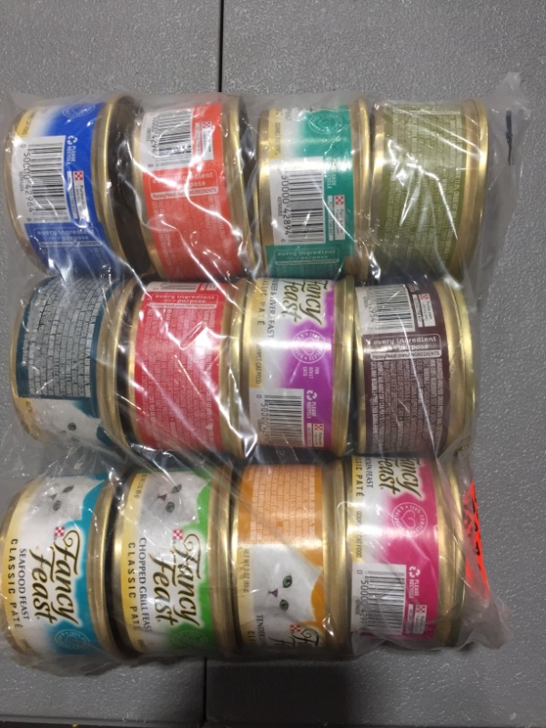 Photo 2 of 12 pack of Purina Fancy Feast Classic Tender Beef and Liver Feast Cat Food 3oz variety pack 