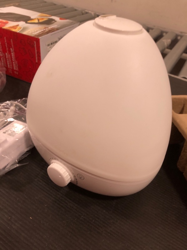 Photo 3 of Fridababy 3-in-1 Humidifier with Diffuser and Nightlight

