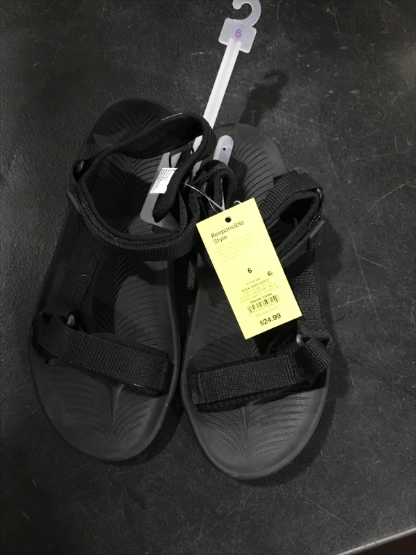 Photo 2 of Boys' Everest Ankle Strap Sandals - All in Motion Black (Size 6)

