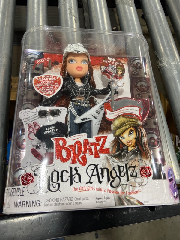 Photo 2 of Bratz® Rock Angelz™ 20 Yearz Special Edition Fashion Doll Roxxi™
