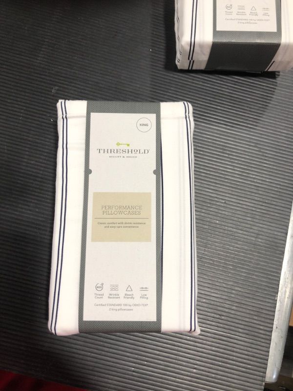 Photo 1 of 400 Thread Count Performance Printed Pillowcase Set  KING SIZE 
Wrinkle, pill and shrink resistant plus bleach friendly for easy care