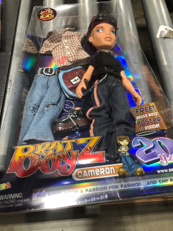 Photo 2 of Bratz Boyz Doll - Cameron