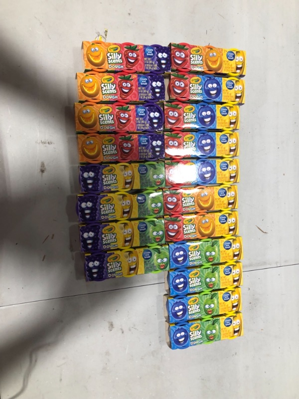 Photo 1 of Crayola Silly Scents Dough Blueberry, Strawberry, Banana BRAND NEW - 18 pack
