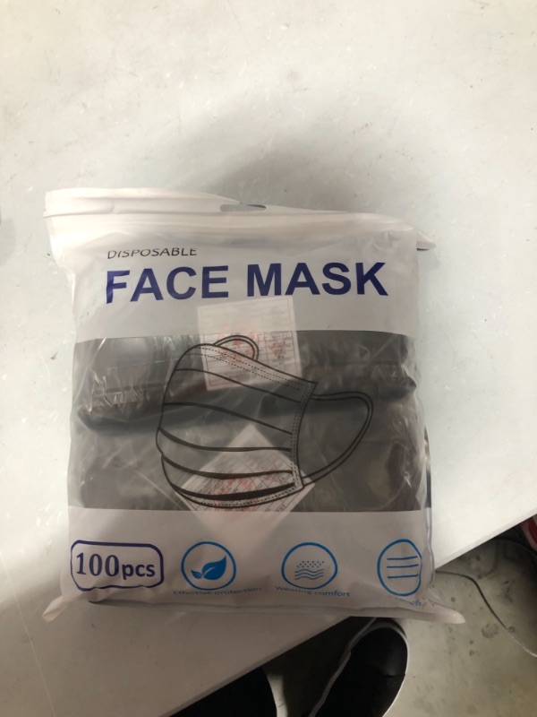 Photo 2 of 100Pcs Disposable Face Masks