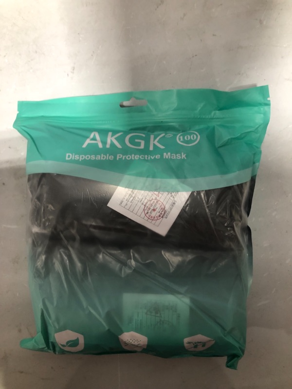 Photo 1 of 100Pcs Disposable Face Masks