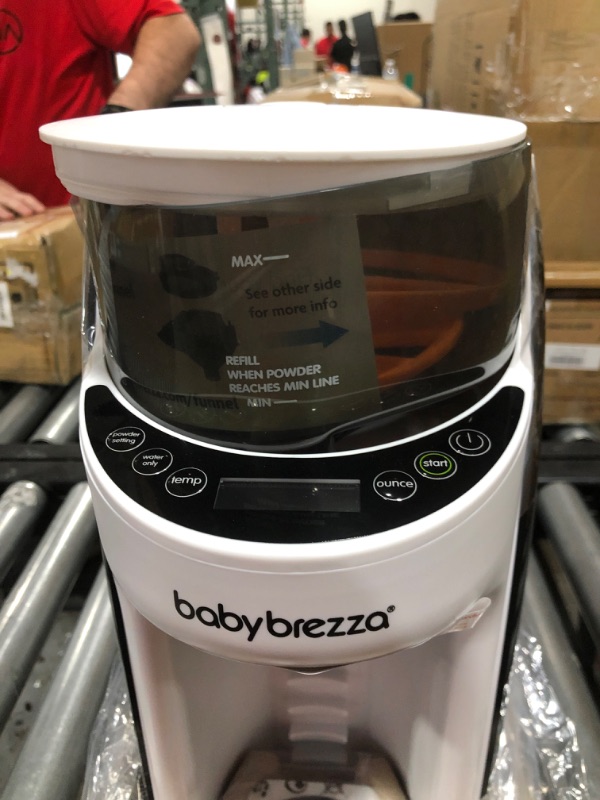 Photo 3 of Baby Brezza New and Improved Formula Pro Advanced Dispenser Machine