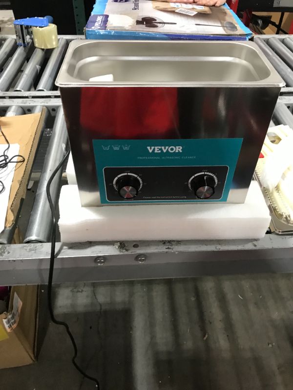 Photo 2 of VEVOR Ultrasonic Vinyl Record Cleaner 6L 40kHz Vinyl Ultrasonic Cleaning Machine Knob Control Record Ultrasonic Cleaner 4 Records Vinyl Sonic Cleaner Stainless Steel Tank w/Mechanical Heater & Timer
