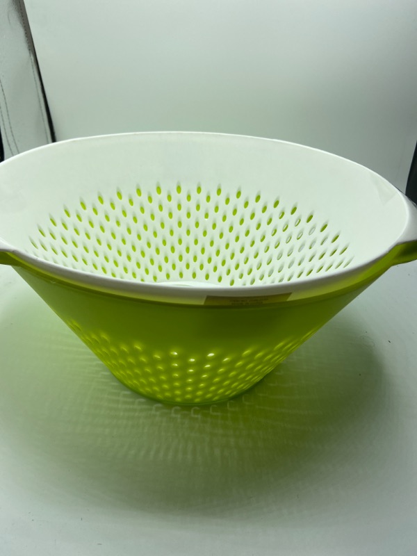 Photo 1 of Home Concepts Colander 11.5inch, Large, Deep 2 Pack (White) (Green)